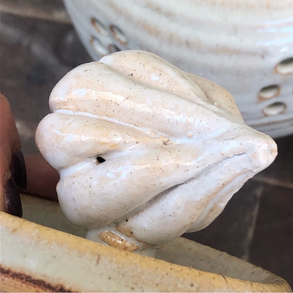 Studio Pottery Handmade Glazed Stoneware Signed Garlic Keeper - Picture 8 of 12